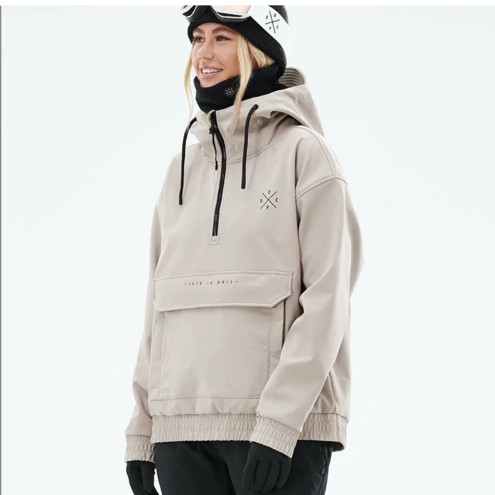 Dope Cyclone Women’s Snowboard Softshell Waterproof Jacket in Sand Size M